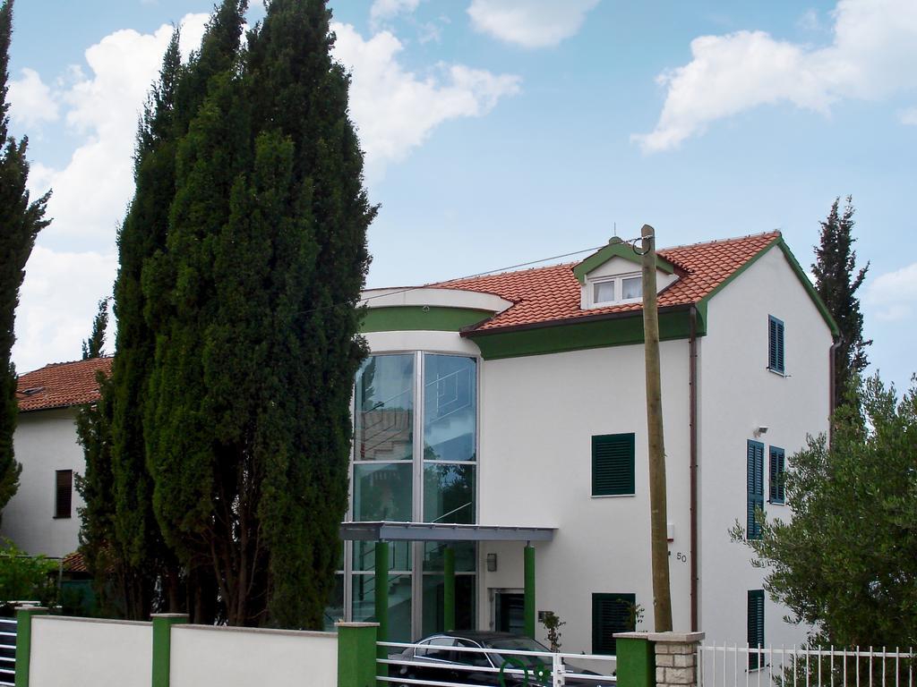 Vila Smirna Sveti Filip i Jakov Exterior photo